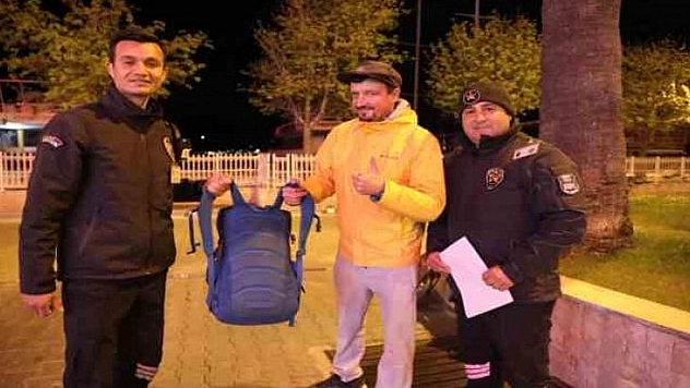 BELEDİYE PERSONELİNDEN ÖRNEK DAVRANIŞ