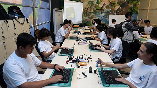 Bilim Parkı ve Kodlama Merkezine ziyaretçi akını