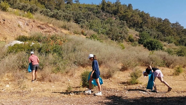 Daha temiz bir doğa için el ele