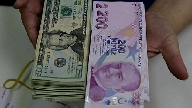 Dolar/TL haftaya rekorla başladı