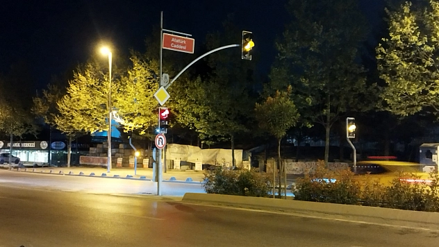 Eski Karısını Silahla Vuran Şahıs İntihar Etti