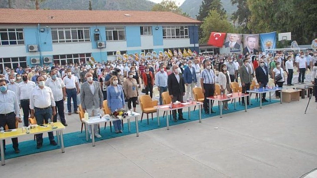 FETHİYE AK PARTİ'DE İKİ LİSTE YARIŞTI
