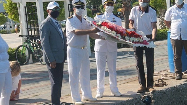 Fethiye'de çelenk sunma töreni yapıldı