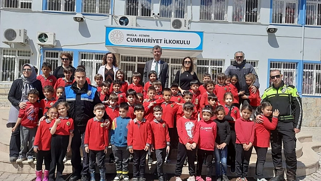 Fethiye polisi öğrencilere polislik mesleğini tanıttı