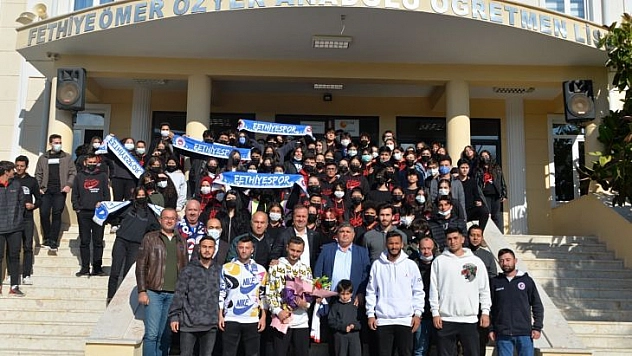 Fethiyespor'dan Ömer Özyer Anadolu Öğretmen Lisesi'ne Ziyaret