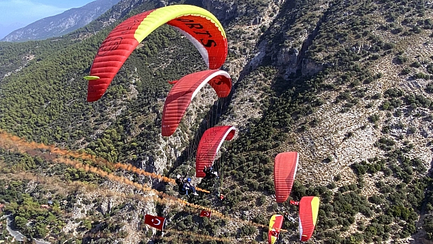 FTSO'dan üniversite öğrencilerine bayram hediyesi