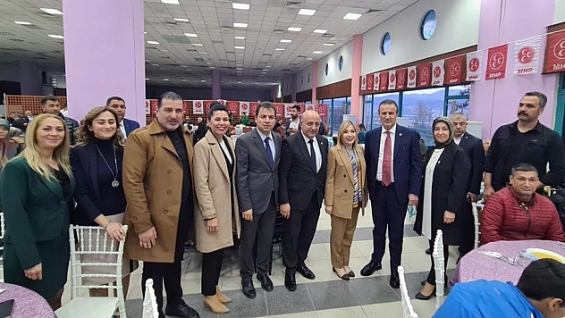 Teşkilatları ziyaret ediyor