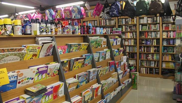 ÇOCUKLAR İÇİN HAFİF DEFTERLER PİYASADA