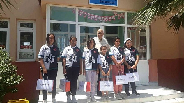 Hayırsever vatandaştan Milaslı satranççılara ödül