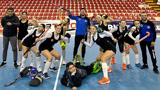 Hokey Takımı Türkiye Şampiyonası'na Gidiyor