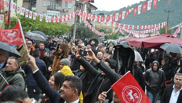 İLÇE TEŞKİLATI DUALARLA AÇILDI