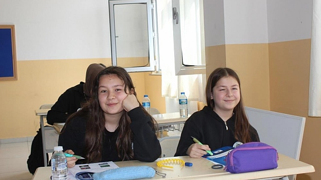 Kendisi 500 tam puan, ikizi ise 1 yanlışla 496 puan aldı