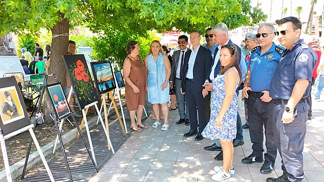 Köyceğiz'de Hayat Boyu Öğrenme Haftası Sergi Açılışı İle Başladı