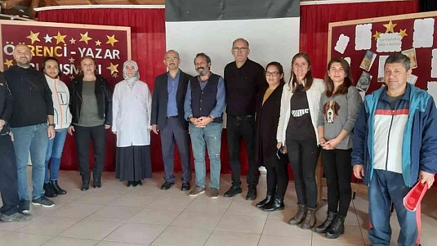 KÖYCEĞİZ'DE YAZAR KARA ÖĞRENCİLERLE BULUŞTU