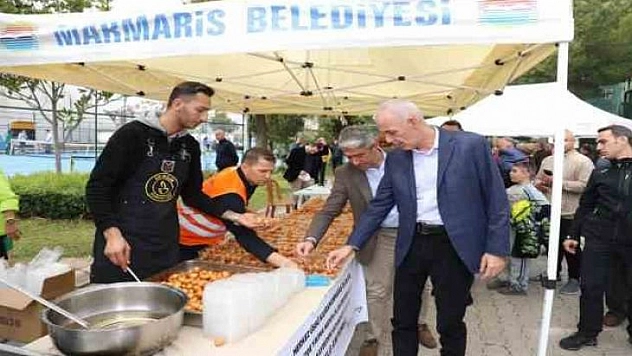 MARMARİS'TE DEPREMDE HAYATINI KAYBEDENLER İÇİN LOKMA DAĞITILDI