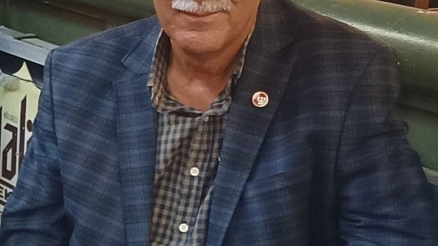 Milas Savran mahalle muhtarı kalbine yenik düştü