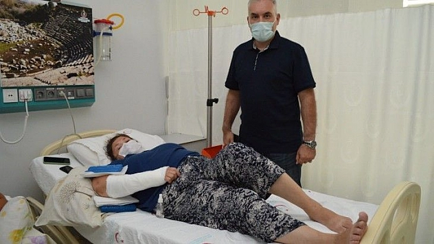 Muğla'daki yangınlarda yaralanan iki kişinin tedavisi sürüyor