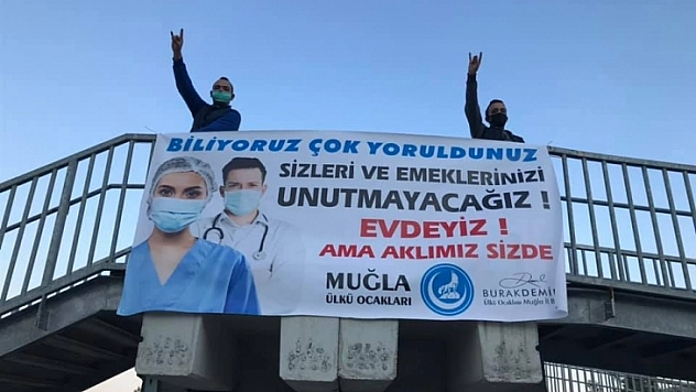 Muğla Ülkü Ocakları'ndan Sağlık Çalışanlarına Moral