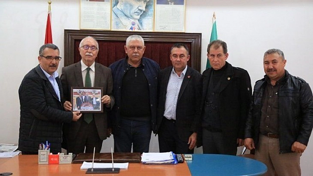 Muhtarlar Derneği'nden Başkan Atıcı'ya teşekkür