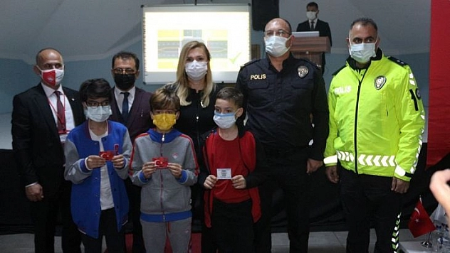 Öğrencilere trafik güvenliği eğitimi verildi