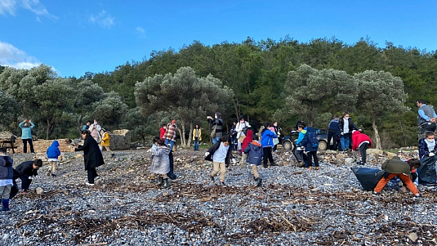 Öğrencilerle geri dönüşümde farkındalık çalışmaları