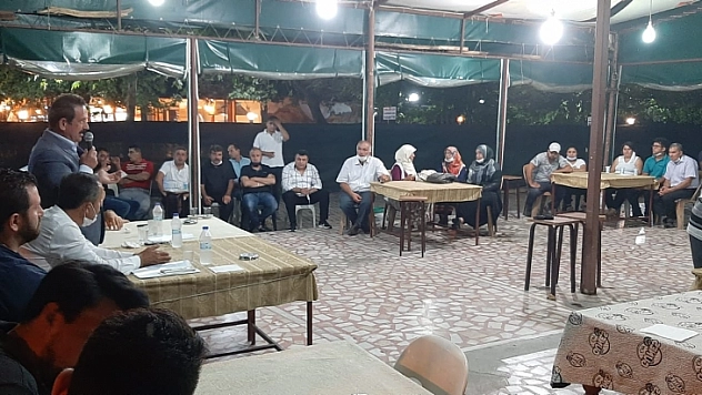 Öztürk, 'Erken seçim yok, 3 yıl sonrası için çalışıyoruz'