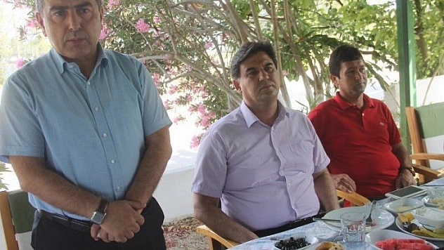 ŞAHİNER, 'SALGIN HENÜZ GEÇMEDİ'