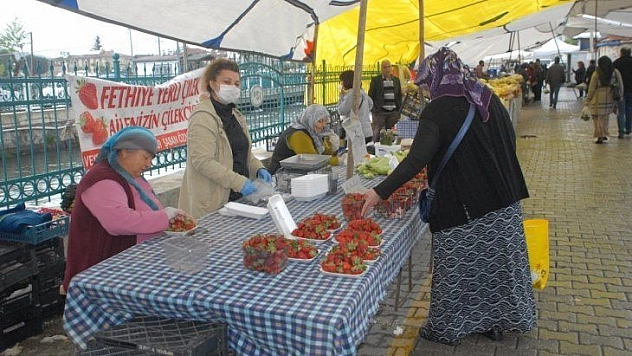 Salı Pazarına Korona Ayarı