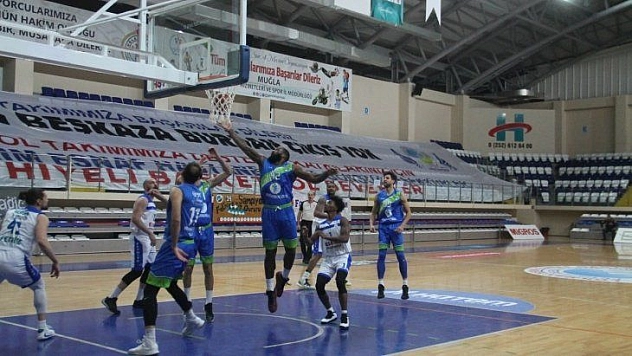 Sessiz maçın kazananı Merkez Efendi 88-106