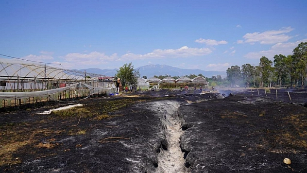 Seydikemer'de korkutan yangın