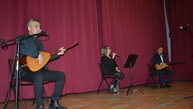 Türkülerin babası türkülerle anıldı