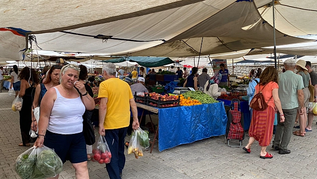 Üretici Pazarı'nda Rekor Meyve'de