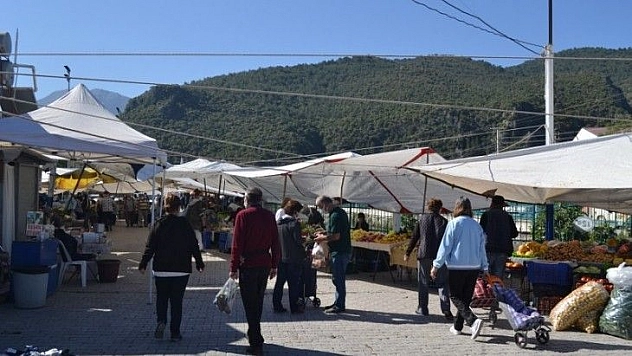 Üretici Pazarı Perşembe gününe alındı