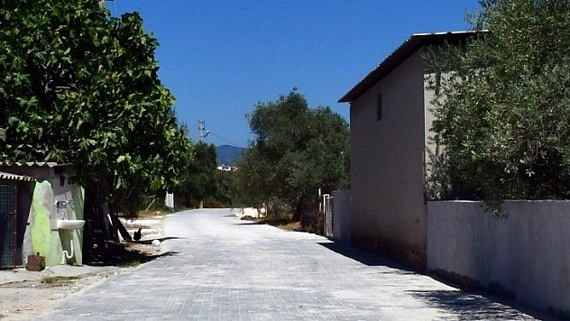 Yatağan'da yol çalışmaları devam ediyor