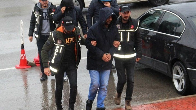 Yılbaşı gecesi satacaklardı, yakalandılar