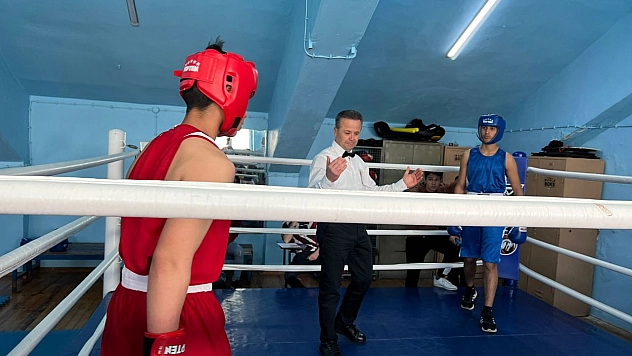 Yıldızlar Boks Şampiyonası renkli görüntülere sahne oldu