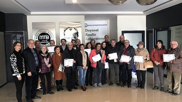 Zeytinyağı tadım eğitimleri devam ediyor