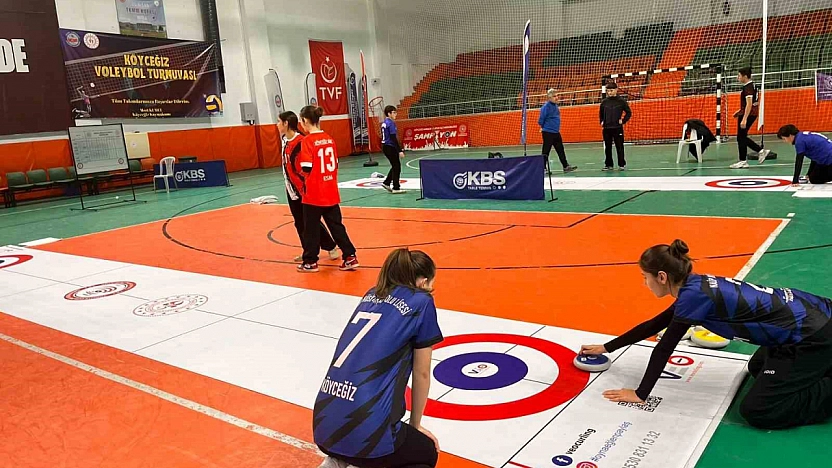 Köyceğiz'de ödüllü Floor Curling Turnuvası düzenlendi