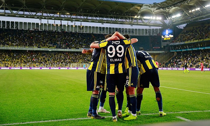 Fenerbahçe'nin FCSB maçı kamp kadrosu belli oldu