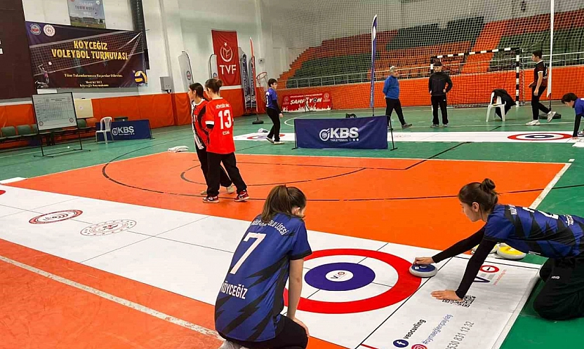 Köyceğiz'de ödüllü Floor Curling Turnuvası düzenlendi