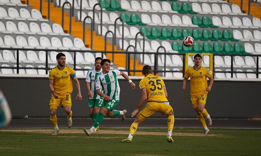 Muğlaspor Zirve Takibini Bırakmıyor: Bucaspor'u 2-1 Mağlup Etti