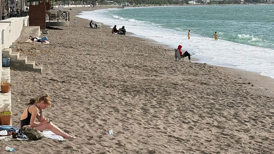Türkiye donarken Fethiye’de deniz keyfi