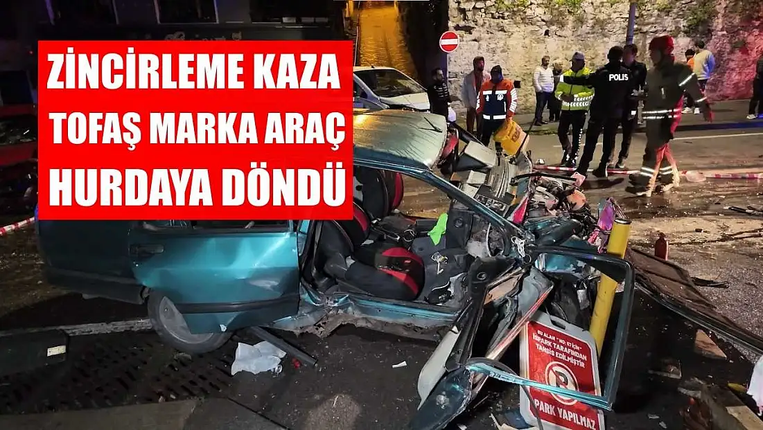 Zincirleme kaza: Tofaş marka araç hurdaya döndü