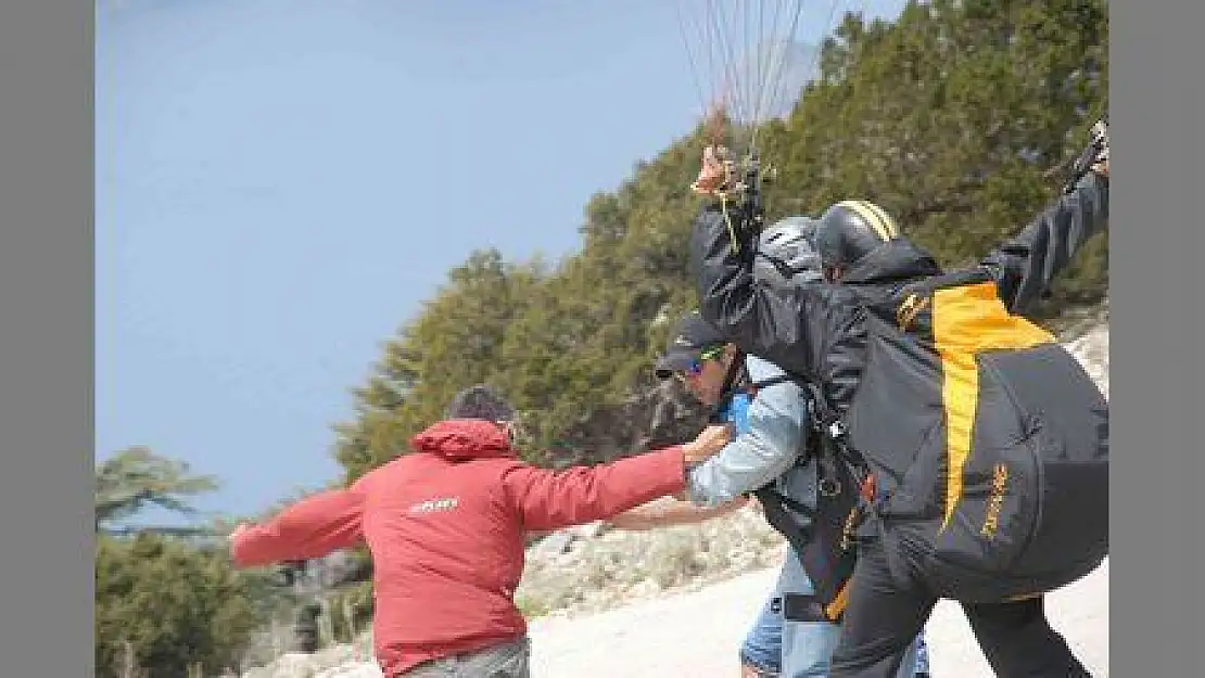 YAMAÇ PARAŞÜTÜ PİLOTUNA YENİDEN HAPİS YOLU GÖRÜNDÜ