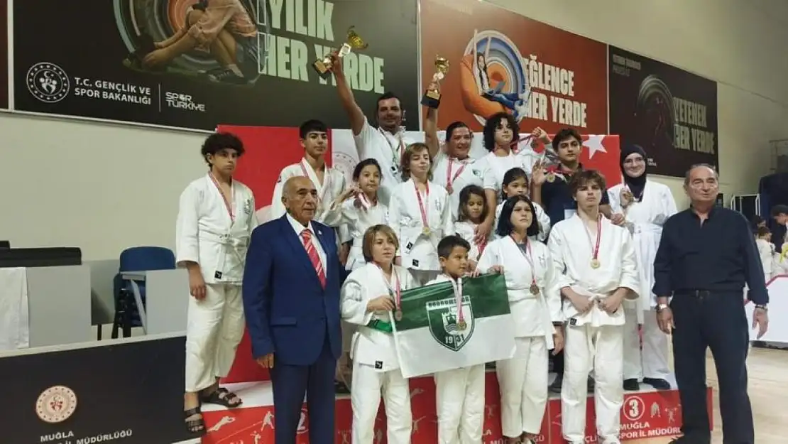 100'üncü Yıl Judo Turnuvasından Derece ile Döndüler