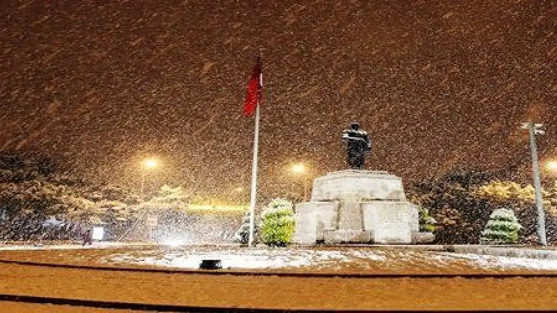 MUĞLA'DA KAR YAĞIŞI...