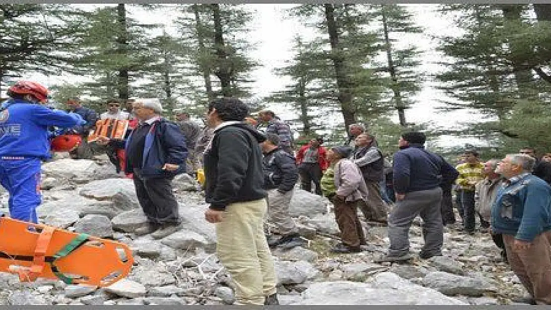  KEÇİLERİNİ ARAYAN İKİ KARDEŞ KAYALIKLARDAN DÜŞTÜ: 1 ÖLÜ, 1 YARALI