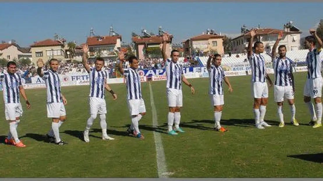 FETHİYESPOR SAKARYA'YI GEÇTİ 3-1