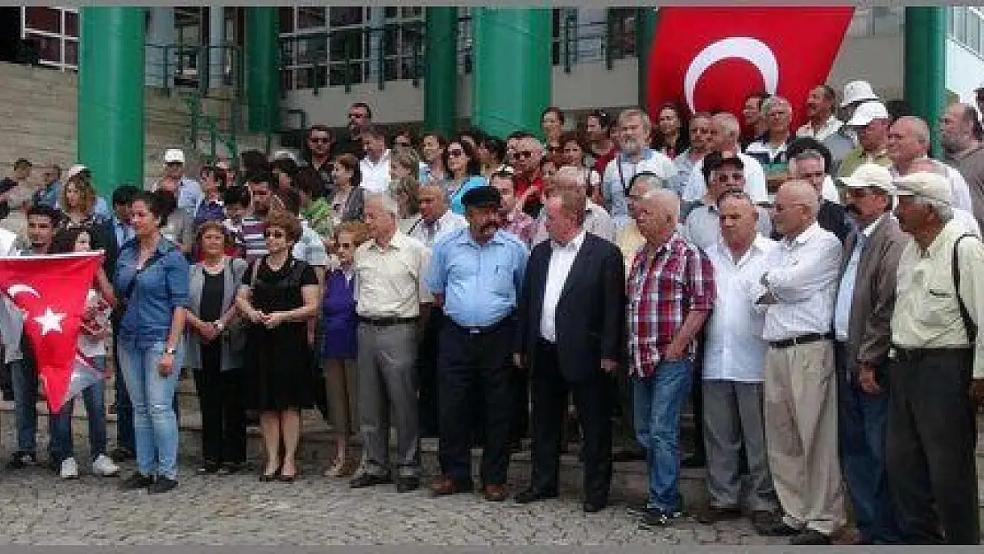 FETHİYE'DE KAYMAKAMLIĞA DİLEKÇE VERDİLER