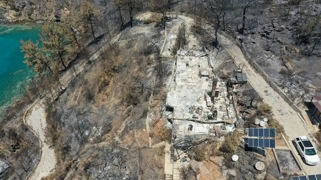 17 yıllık anıları yangınla birlikte küle döndü